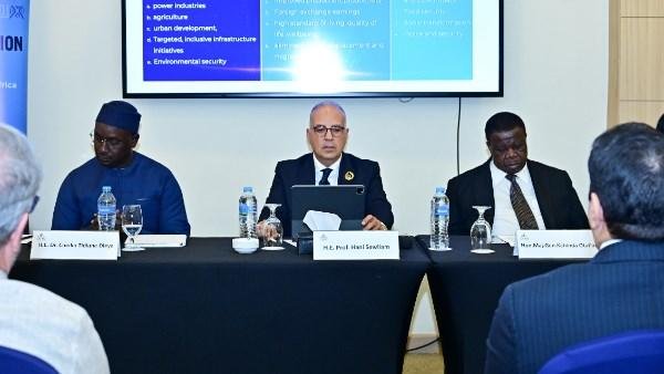 سويلم: النيل يوفر 98% من مياه مصر.. والتعاون أساس الأمن المائي الإفريقي