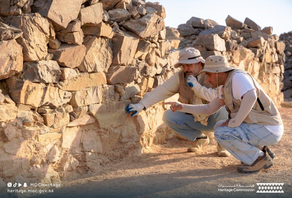 اكتشاف مسجد أثري يعود للقرن الأول الهجري في السعودية (صور)