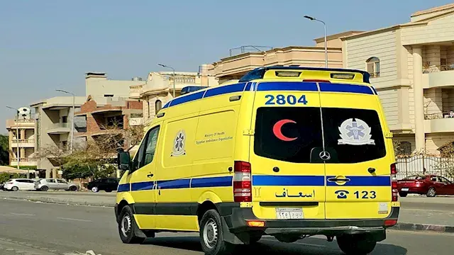 تصادم نقل وميكروباص.. إصابة 12 شخصاً في حادث قرب محور سمالوط بالمنيا