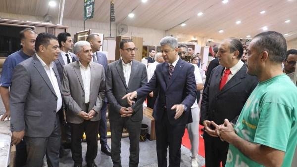 بمشاركة 25 عارضًا.. افتتاح معرض «أوكازيون دمياط للأثاث» على كورنيش النيل