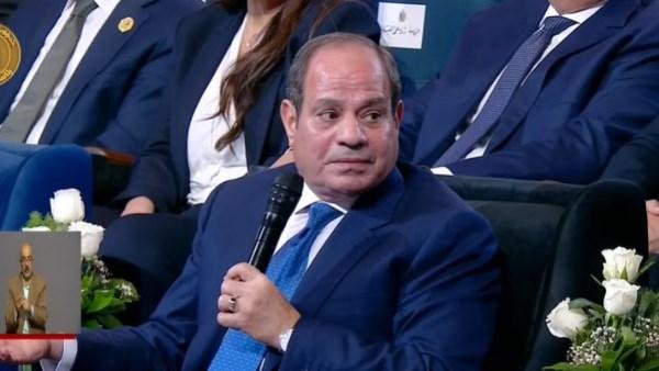 الرئيس السيسي عن منتدى مصر: الحكومة جاية تقول ده اللي إحنا عملناه