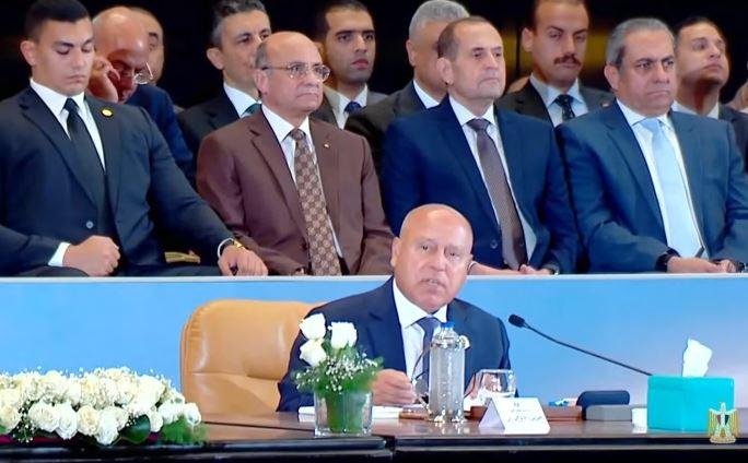 وزير النقل: الدولة تتوسع في التصنيع المحلي لاحتياجات السكك الحديدية والمترو والجر الكهربائي