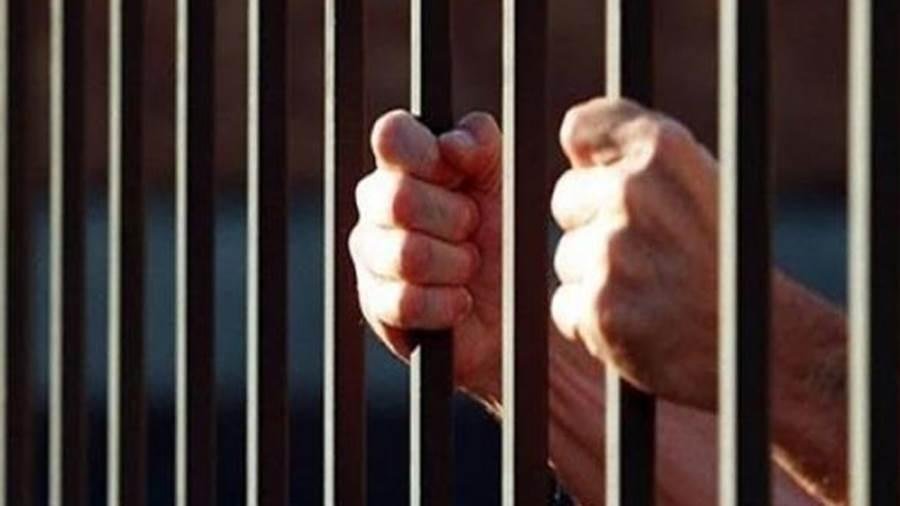 السجن المؤبد لمتهم بإحراز سلاح...
