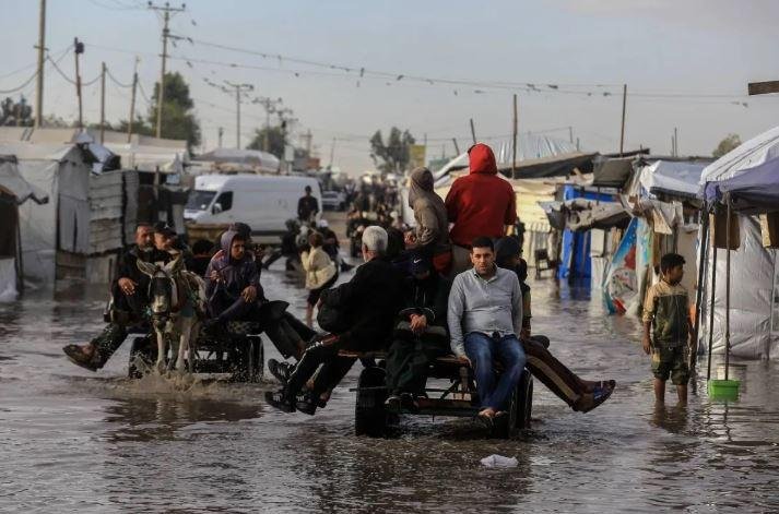 الأمم المتحدة: 950 ألف نازح بغزة يواجهون مخاطر الفيضانات خلال الشتاء