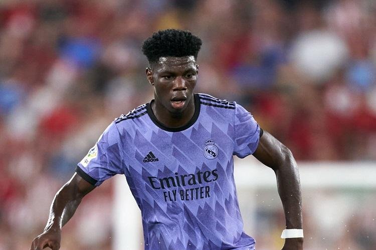 ليفربول يفتح باب المفاوضات لضم تشواميني من ريال مدريد
