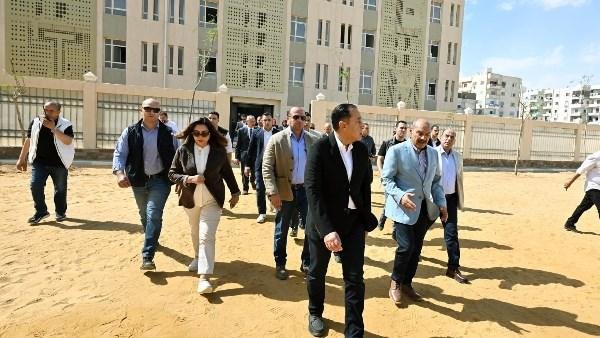 حافظوا على بلدكم.. مدبولي لشباب السويس: بلدنا لو حصل لها حاجة لا قدر الله ممكن ما تقومش تاني