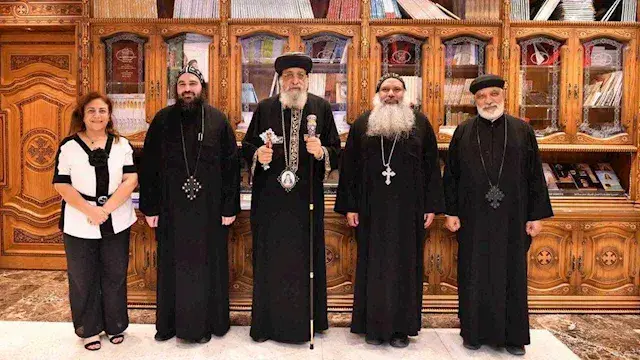 البابا تواضروس الثاني يلتقي اللجنة المركزية للدراسات العليا في أكاديمية مارمرقس القبطية