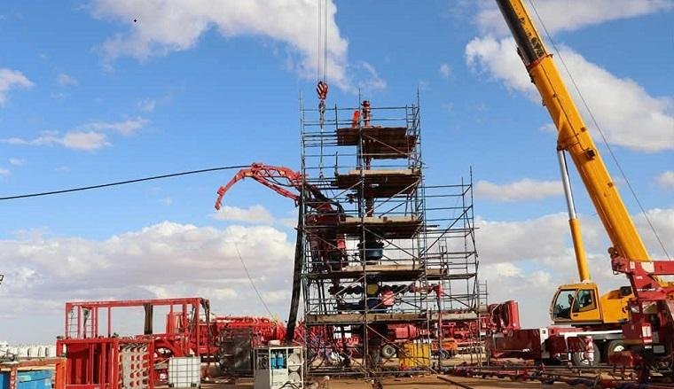 استعدادات لتنفيذ أكبر عملية تكسير هيدروليكي في قطاع البترول بالبئر الأُبَيِّض H18 لتعزيز إنتاجه من الغاز