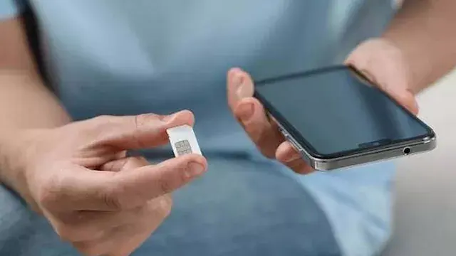 غياب الردع.. وزير الاتصالات ال...