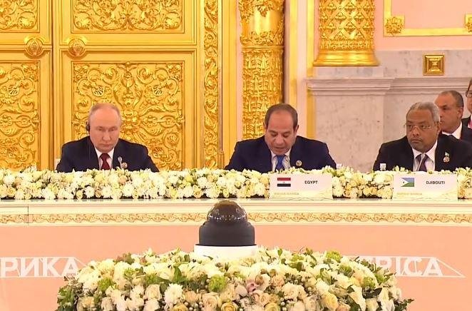 السيسي من موسكو: الشراكة الروسية الأفريقية تتطلب الانتقال إلى مشروعات ملموسة وإصلاح مجلس الأمن ضرورة