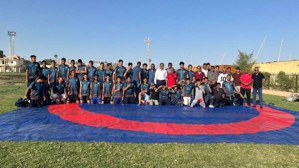 وكيل وزارة الرياضة بالأقصر يتابع تدريبات المشروع القومي للموهبة والبطل الأولمبي