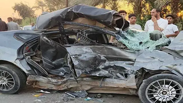 "العربية تهشمت".. مصرع شقيقين في تصادم مروع بين ملاكي وميني باص بالفيوم (فيديو وصور)