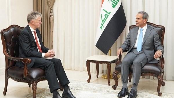 رئيس القضاء الأعلى العراقي يبحث مع مسئول بريطاني التنسيق بمجال مكافحة الإرهاب