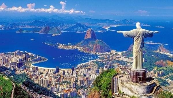 بنك الاستثمار الأوروبي ونيوينرجيا يوقعان اتفاقية قرض أخضر بقيمة 150 مليون يورو لتطوير شبكة كهرباء بالبرازيل