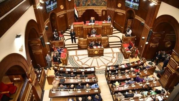 برلماني يطالب بوضع أولويات للاستيراد وتعزيز المكون المحلي