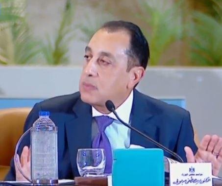 لماذا اختير موقع العاصمة الإدارية الجديدة؟ مدبولي يكشف تفاصيل المفاضلة بين 5 بدائل