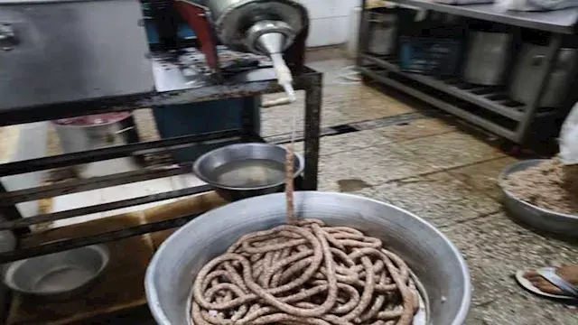 لحوم فاسدة وذبح خارج المجازر.....