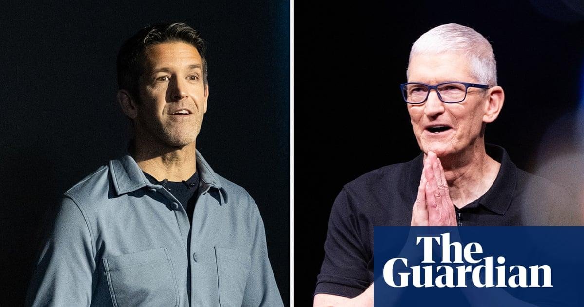 Tim Cook handed $47m package f...