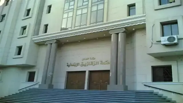 استغل كف بصر والدها.. الحكم عل...