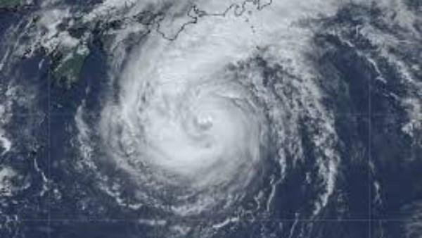 اليابان: حدوث انهيارات أرضية وإصابة شخص جراء إعصار دوجوان شرقي البلاد