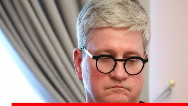 سفير بولندا لدى رومانيا يستقيل من منصبه احتجاجاً على أزمة المحكمة الدستورية