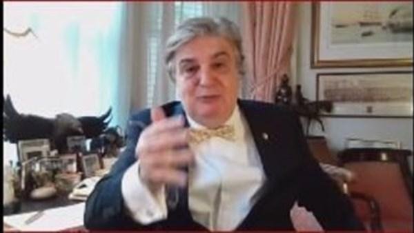 بزشكيان وعراقجي في نيويورك.. حرب مفتوحة وقنوات تفاوض لا تغلق
