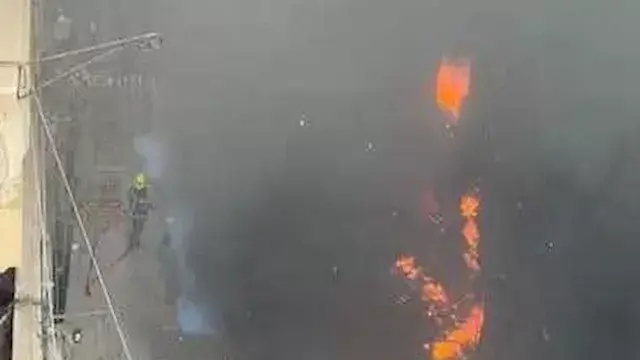 "الدخان غطى المكان".. السيطرة...