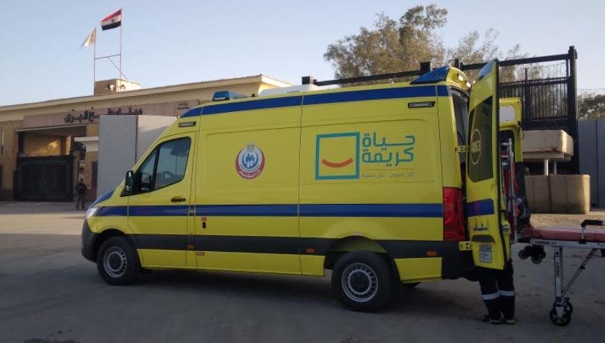 مغادرة فوج من الفلسطينيين عبر معبر رفح.. ورفع الاستعداد لاستقبال مرضى ومصابين من غزة