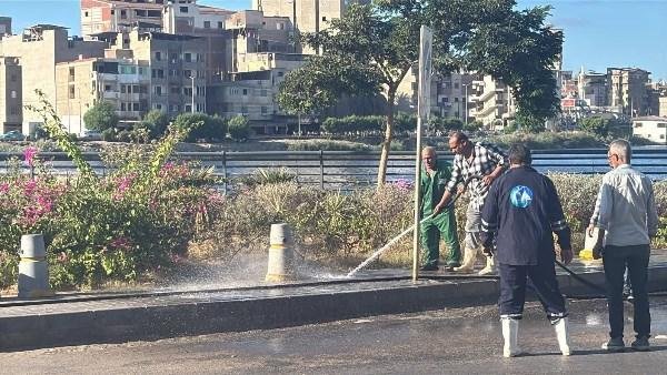 انطلاق مبادرة «يلا نجملها» لتنظيف كورنيش النيل في دمياط