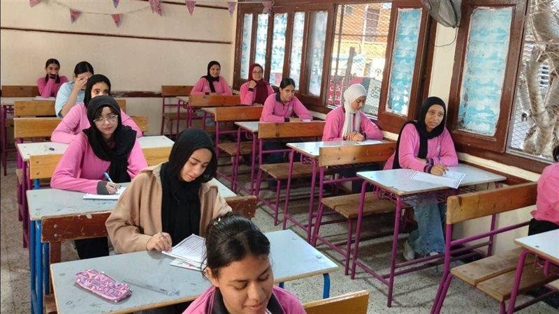 غدا.. غلق التسجيل الإلكتروني لاستمارة دخول امتحانات الشهادة الإعدادية