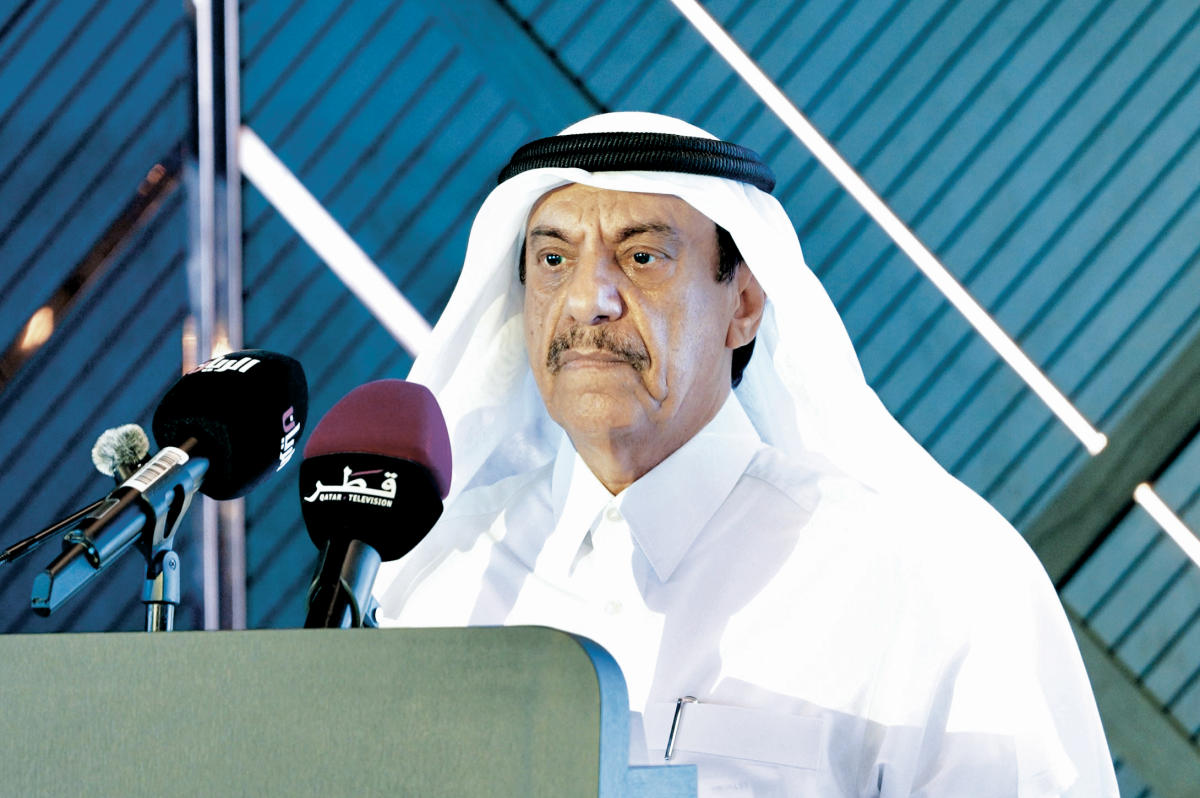 علي المنصوري: نعمل على دعم الن...