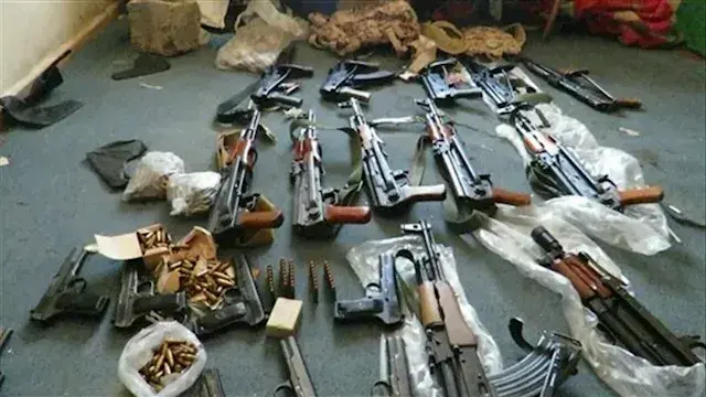 ضبط 52 قطعة سلاح آلي و1700 طلقة داخل 6 حقائب بقطار في نجع حمادي