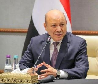 رشاد العليمي: 5 ملايين يمني نزحوا من مناطق سيطرة الفصائل المسلحة