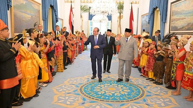 الرئيس السيسي يؤكد اعتزاز مصر بالعلاقات التاريخية الوثيقة مع إندونيسيا