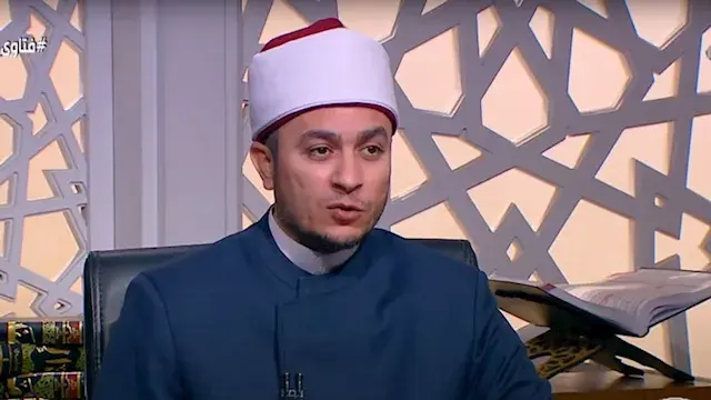 ما حكم مجاراة الأصدقاء في الغي...