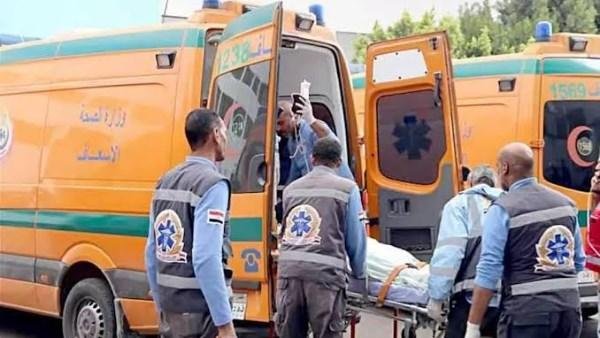 إصابة 3 أشخاص في تصادم نصف نقل وملاكي بطريق أسيوط الغربي بالفيوم