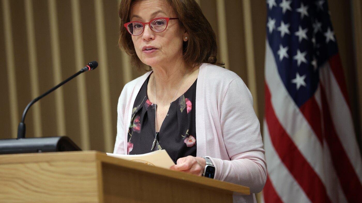 FCC's lone Democrat says Disne...