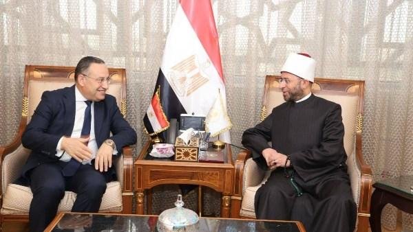 وزيرا الأوقاف والتعليم العالي يبحثان تعزيز الوعي وتطوير الخطاب الدعوي بالبحث العلمي