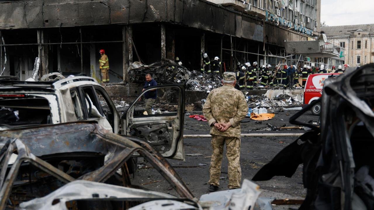 زيلينسكي: روسيا قصفت محطة كهرباء خاركيف بعد إعلان ترامب وقف إطلاق النار