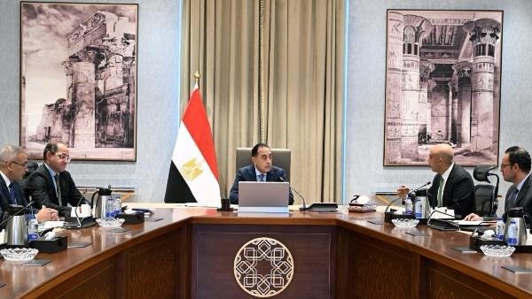 مدبولي يكلف بتحويل نحو 250 مدرسة لمدارس تكنولوجية دولية بالشراكة مع القطاع الخاص