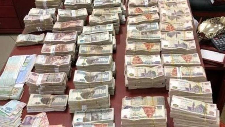 ضبط 10 متهمين بغسل 400 مليون ج...