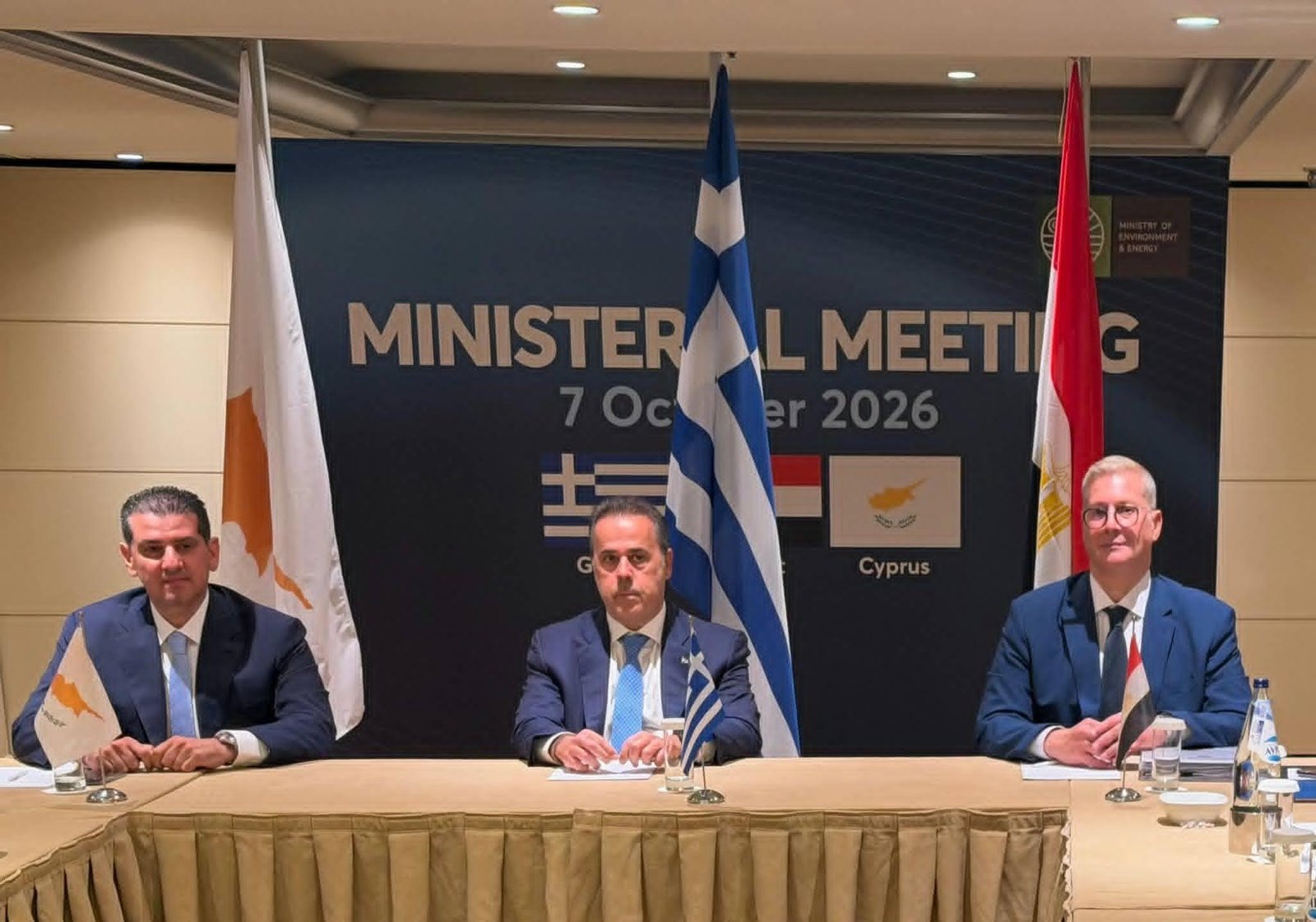 وزير البترول يبحث مع نظيريه القبرصي واليوناني تسريع استغلال موارد شرق المتوسط وربطها بالأسواق الأوروبية