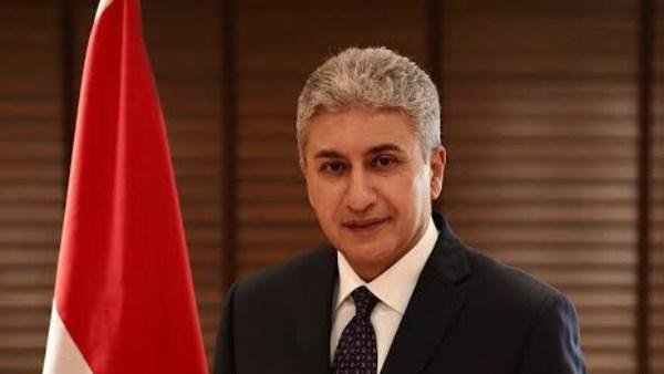 اتحاد الأثريين المصريين يكرم وزير السياحة والآثار ويمنحه «درع الاتحاد للرواد» لعام 2026