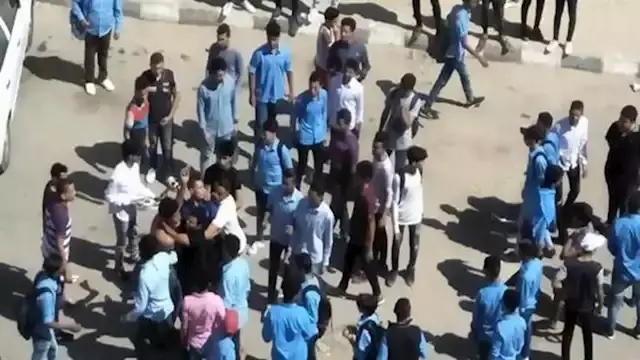 ضبط طرفي مشاجرة بين طلاب أحدهم...