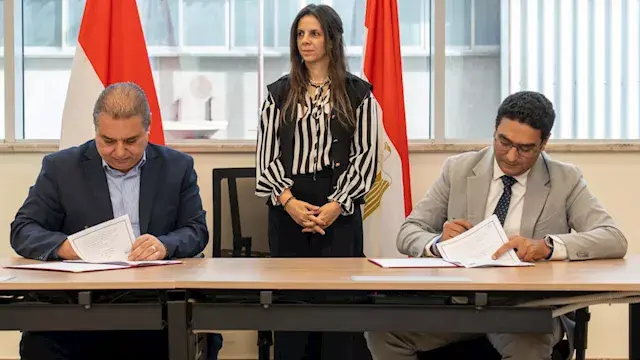 المواصفات والجودة توقع بروتوكول تعاون مع شركة فوتون إكس