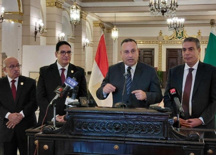 وزير التعليم العالي لـ«الشروق»: دور الجامعات في حماية الأمن القومي لن يكون محدودا
