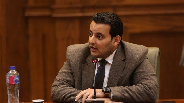 النائب أحمد سمير: مستهدف النمو 5.4% يعكس توجهًا للانتقال من الاستقرار إلى الإنتاج