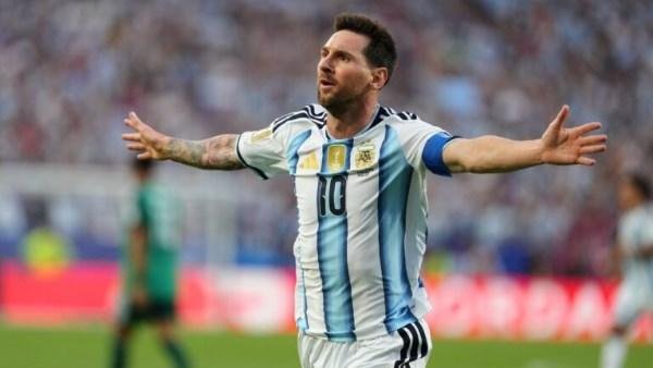 هاري كين: ميسي لاعب مذهل وشخص متواضع.. وهذا سر نجاح الأرجنتين