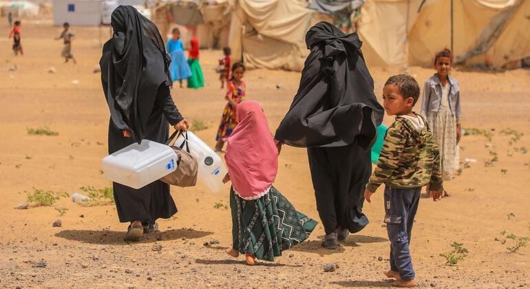 مفوض حقوق الإنسان: المدنيون يتحملون العبء الأكبر للقتال في اليمن