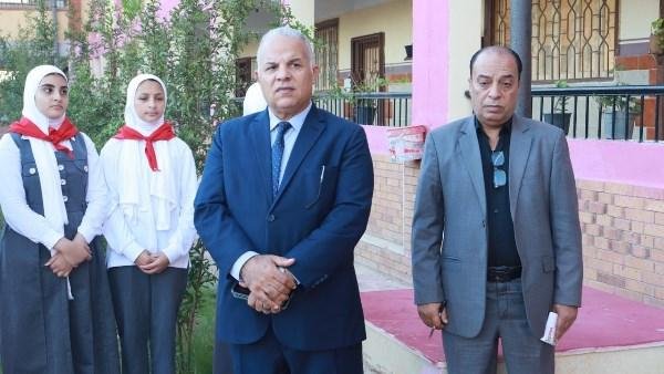 وكيل تعليم الدقهلية يتفقد مدرستي نوسا الغيط ويتابع انتظام الدراسة والانضباط